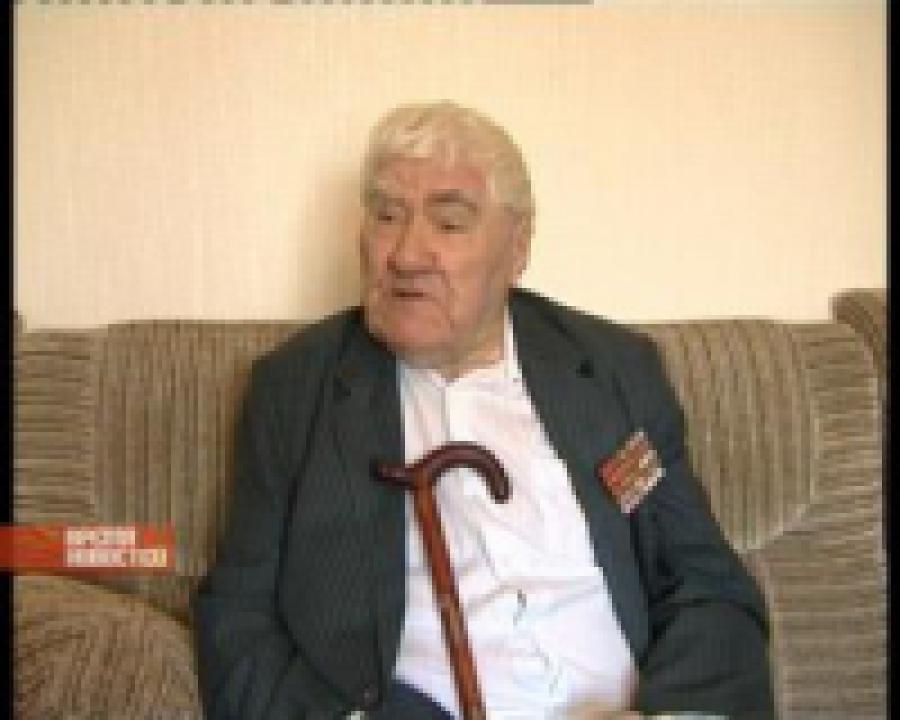 Ветеран Великой Отечественной,  писатель  Абакар Мудунов  прошел  через Сталинградскую  битву и Курскую  дугу